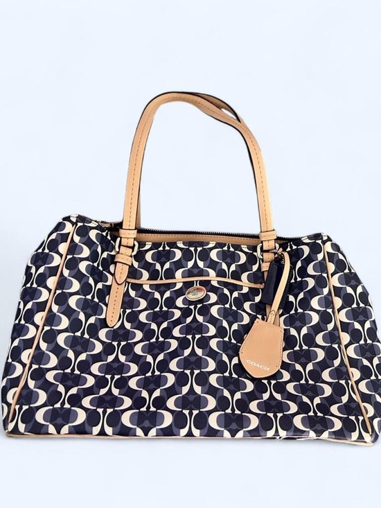 Coach Bag - Picture 1 of 3